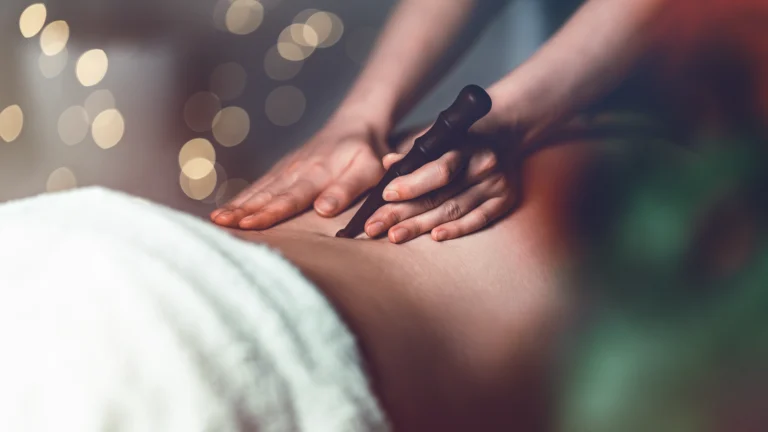 Masaż miejscowy pleców w Masaże Świata SPA Wiry